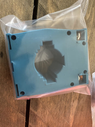 Siemens SENTRON 4NC5326-0CE20 Aufsteck-Stromwandler 500A/1A Kl. 1 5VA – NEU2