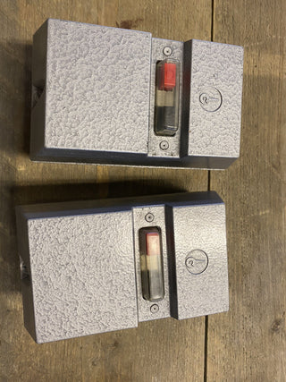 2X Elektroschaltgeräte Görlitz DDR 1