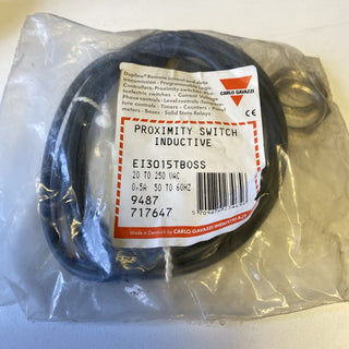Carlo Gavazzi Induktiver Näherungsschalter EI3015TBOSS - NEU & OVP1