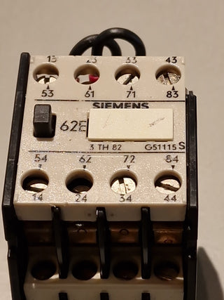 Siemens 3TH 82 62-0A Schütz 6NO 2NC Spule 220V AC0