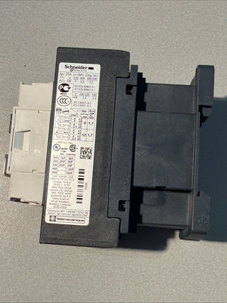 Schneider Electric LC1D128E7 TeSys D Schütz 4-polig 2S+2Ö 25A 48V AC 50/60Hz geb6