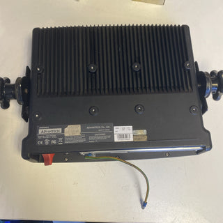 Advantech TREK-755 Fahrzeug-PC 10,4" Touch IP65 Industrie-PC geb2