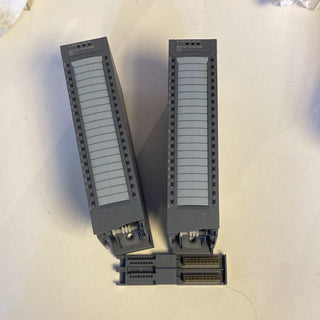 2x Siemens Simatic S7-1500 Digital Input DI 16x24VDC SRC BA 6ES7521-1BH50-0AA0 N4