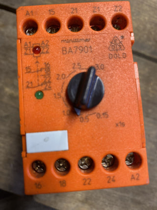 Dold Zeitrelais BA 7901.32 (0027251) – Ansprechverzögert – 230V AC0