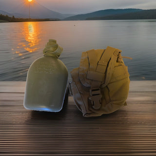 USMC MOLLE 1-LITER-KANTINENBEUTEL, mit Wasser Flasche  (COYOTE BROWN)2