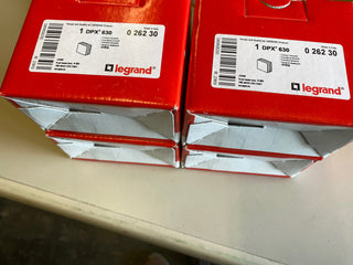 Legrand 026230 Phasentrennwände DPX3 250/630 3-polig Set – neu1