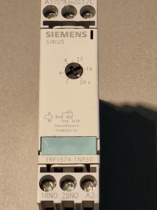 Siemens 3RP1574-1NP30 3RP1 574-1NP30 Time Relay ,0