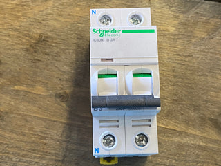 1stk Leitungsschutzschalter A9F73603 IC60N Schneider Electric A9F 736030