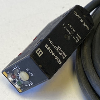 Omron E3S-A Kubisch Optischer Sensor, Diffus, Bereich 100 mm, PNP Ausgang, Ansch3