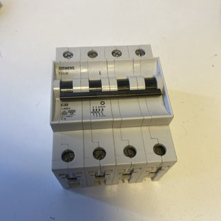 Siemens 5SX26 C32 32A 4P Kompaktleistungsschalter 400V-AC0