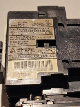 Fuji Electric Leistungsschütz SC-0 (13) SC13AA 20A7
