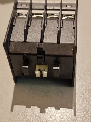 2x Siemens 3RH1911-1FA22 Hilfsschalterblock Hilfsschütz 2NO+2NC 4-polig Gebrauch4
