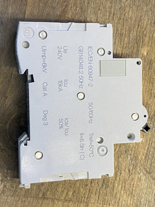 1STK SCHNEIDER ELECTRIC MULTI 9 OEM LS-SCHALTER C60H 1-POLIG 1A C-CHAR. 15KA1