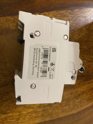 ABB Sicherungsautomat 2CDS272006R0204 Typ S202MT-C203