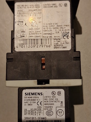 Siemens Hilfsschütz-Kombination: 3RH1140-1AP00 + 3RH1911-1FA401