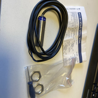 XT1M18PA372 TELEMECANIQUE2