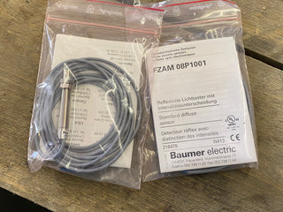 Baumer FZAM 08P1001 Reflexions-Lichttaster | PNP | M8 Miniatur-Sensor2