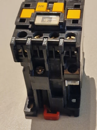 1x Telemecanique CA2-DN2229 A65 Hilfsschütz Schütz 220V AC (K74)#2 gebraucht1