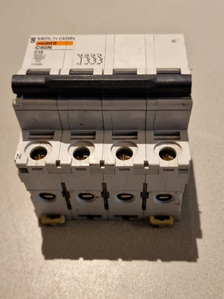 Merlin Gerin Multi9 C60N C16 Leitungsschutzschalter Sicherungsautomat | Gebrauch0