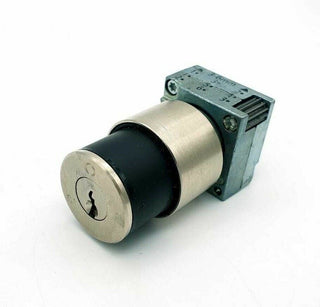 Siemens 3SB3500-5BD01-Z Schlüsselschalter 22mm Metall neu1