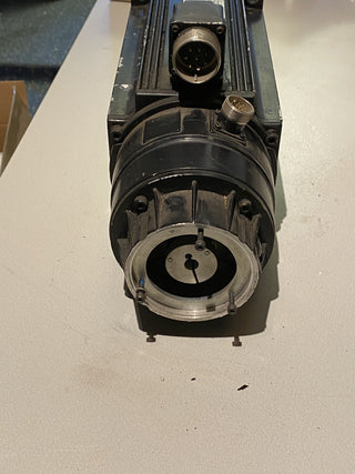 Rexroth Indramat MKD090B-0-PD-4-C/110-B-1/WA611XX AC-Servomotor Gebraucht10