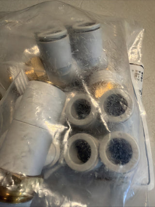 3X Neu SMC KQ2ZD10-04AS Connector3