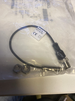 BALLUFF    516-324-E4-C-S4-00,2 Proximity sensor1
