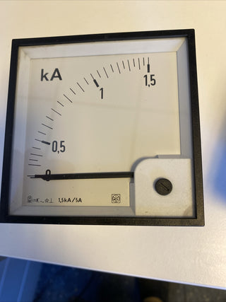 IME RQ96E Amperemeter 1,5kA / 5A – Analoges Einbaumessgerät – NEU4