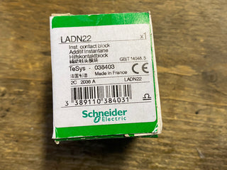 Schneider Electric LADN22 Hilfsschalterblock TeSys Deca - 2S/2Ö - NEU & OVP1