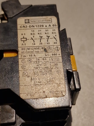 1x Telemecanique CA2-DN2229 A65 Hilfsschütz Schütz 220V AC (K74)#2 gebraucht6