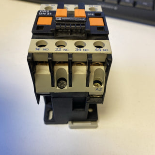 Telemecanique Hilfsschütz CA2DN31 B7 Auxiliary contactor relay 24V 50Hz Schütz5