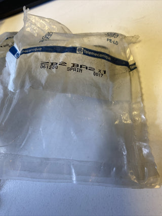 6X Telemecanique Schneider ZB2 BA2, Drucktaster, unbenutzt OVP0