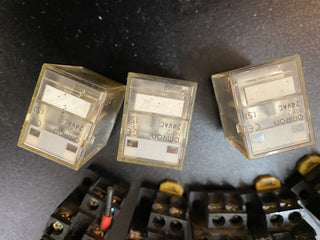 8X MY2 220/240VAC (S) OMRON4
