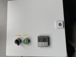 RITTAL STEUERUNGSKASTEN EB1555 MIT TIMMER 0