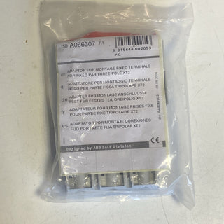 ABB 1SDA066307R1 ADP XT2 3P Adapter PF XT2 fixed terminals neu0