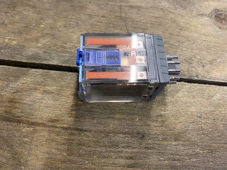 8x Omron MKS3P-5 DC24 Steckrelais 3PDT 24VDC neu o. OVP1