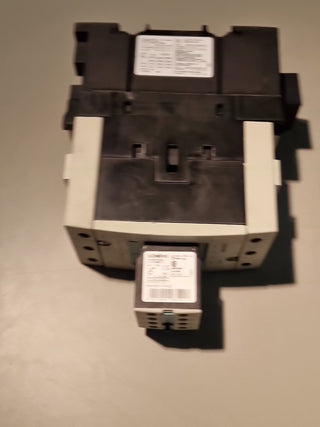 Siemens 3RT1044-1AP04 Schütz 30KW Spule 230VAC#128