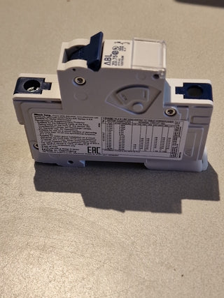 ABL Sursum 1Z075UM Leitungsschutzschalter 0,75A 277VAC neu3