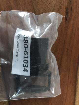 182663-1 Kabelhalter und -schutz CPC Geh: Größe 13 11,5mm gerade TE Connectivity0