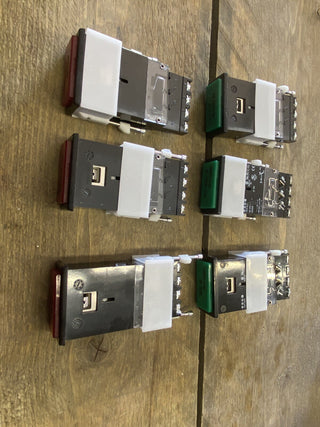 6 STÜCK 03-121-011 EAO LTD IL PUSH MOM SA 1DC SCH 24X485