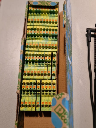40x Reihenklemme PHOENIX 3211766 - PT 4-PE1