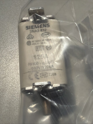 1x Siemens 3NA3832 Sicherungseinsatz 125A 500V 3NA3 8325