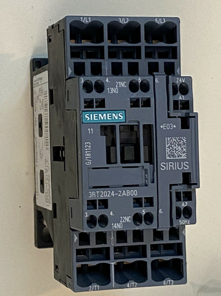 SIEMENS SIRIUS 3RT2024-2AB00 schütz 24V contactor0