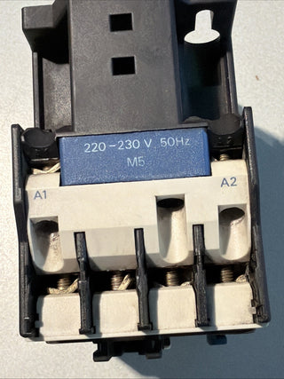 Telemecanique LC1 D25004 Kontaktor 220V Zylinder 50-60Hz4