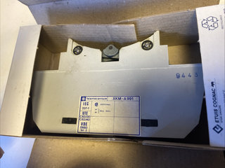 Telemecanique Schneider Electric XKM-A991 Kontaktblock f. Joystick XKM