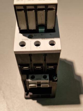 SIEMENS  Leistungsschütz  3RT1036-1BB40 + 3RH1921-1FA22,#114