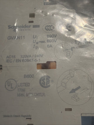 Schneider Electric GVAN11 ist ein seitlicher Hilfsschalterblock (Hilfskontakt)3