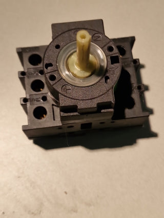 Eaton / Möller P1-32 Lasttrennschalter – Neu (Sonstige) ohne Schaltknopf1