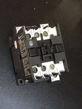 Klöckner Moeller DIL00M Leistungsschütz 230/240V0