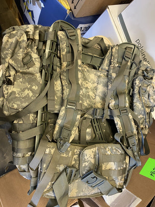 US ARMY MOLLE II GROSSER RUCKSACK UCP ACU KOMPLETT4